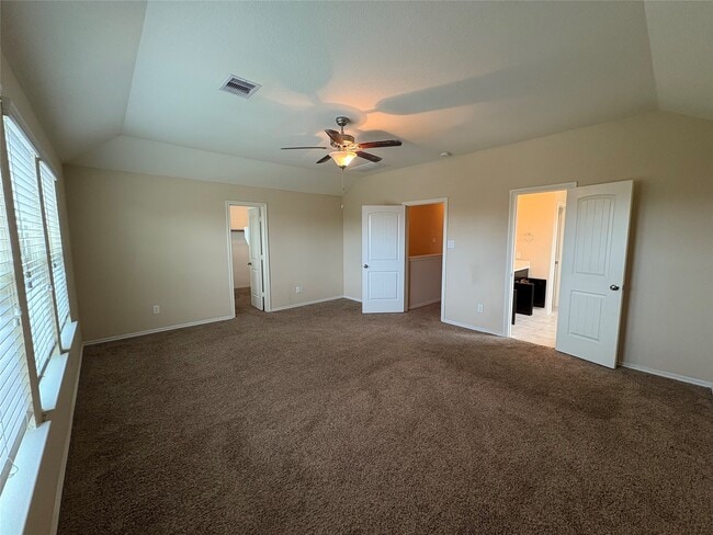 Building Photo - 1410 Spencer Glen Ln