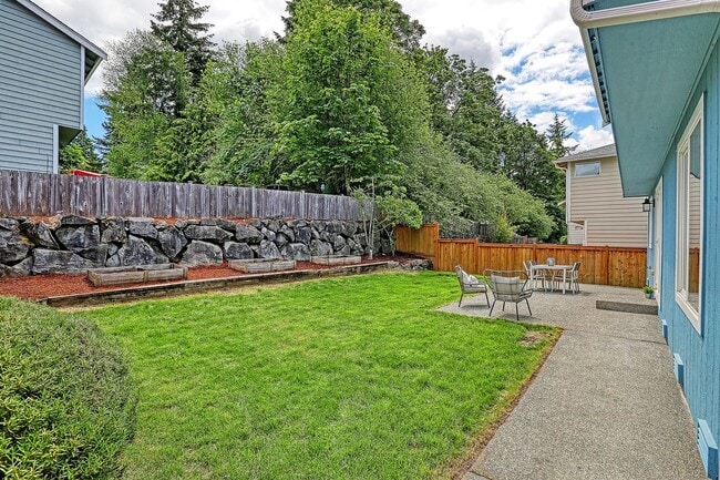 Building Photo - 4bd/2.5ba Renton Home