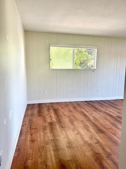 Building Photo - 726 Sutter St