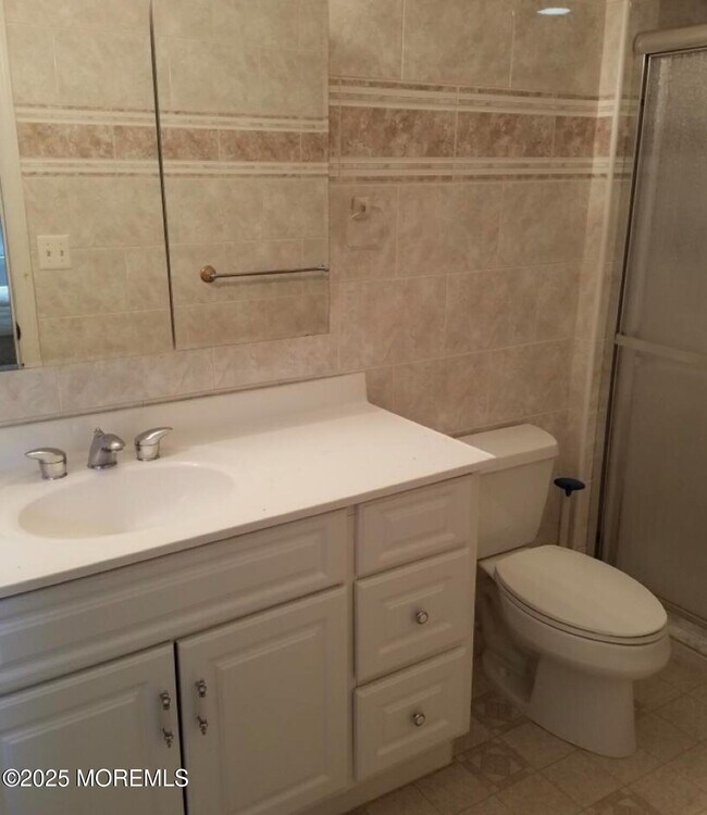 Building Photo - 95 Poplar Ave