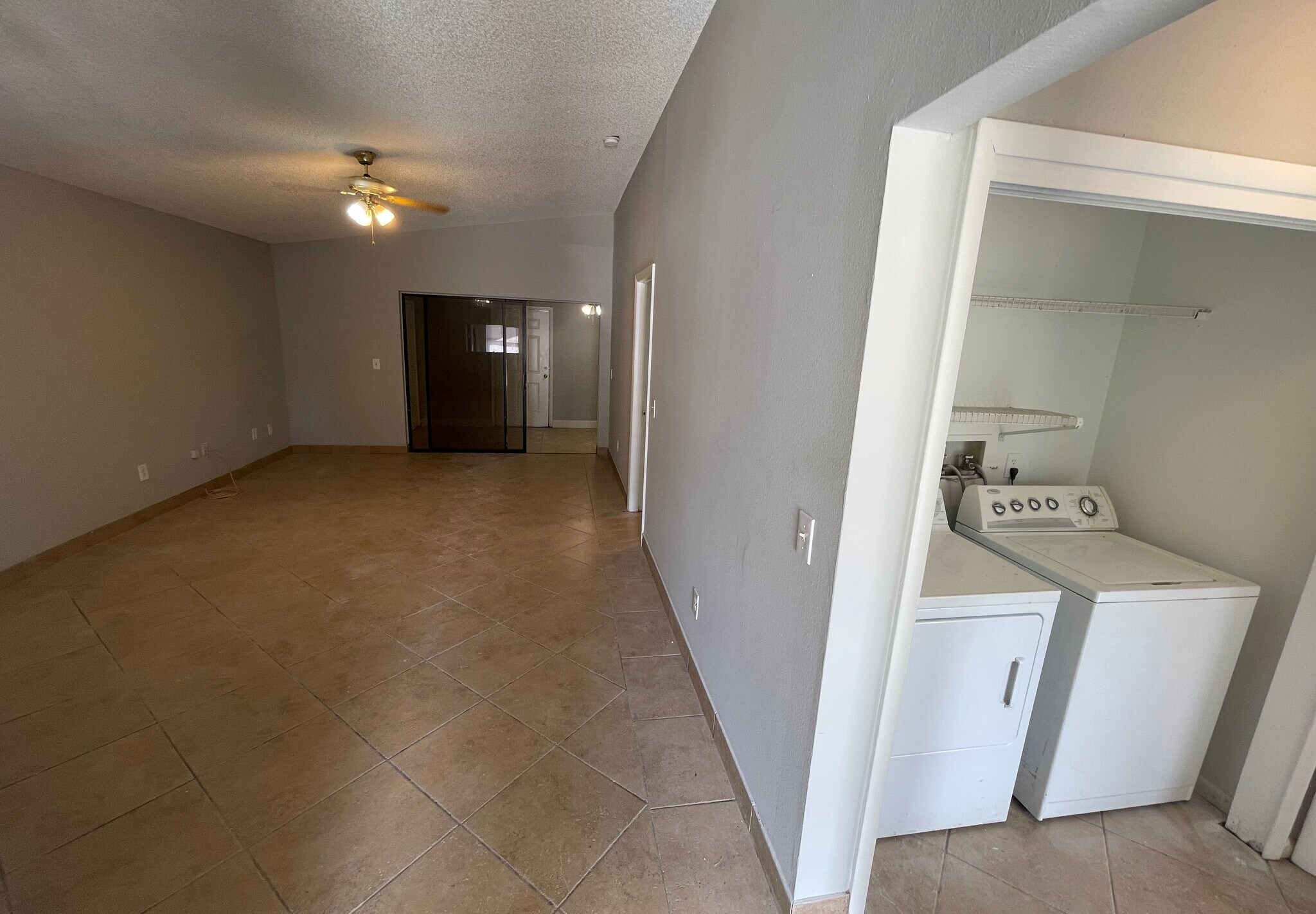 Building Photo - 17419 Dumont Dr