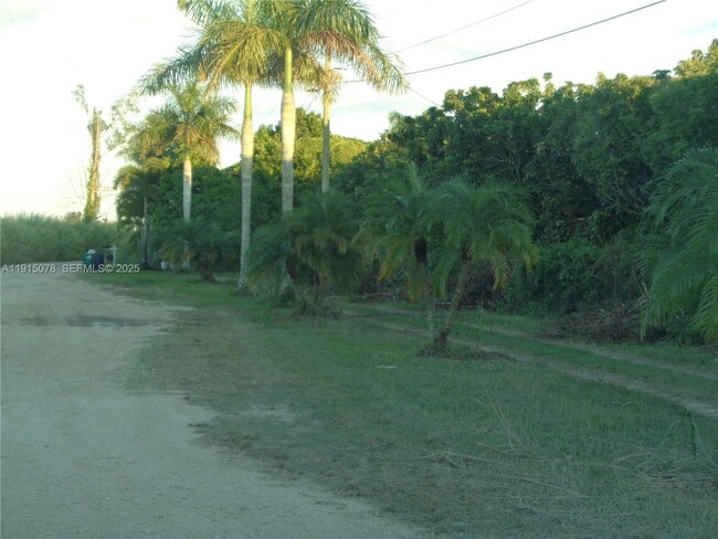 Building Photo - 32970 SW 210th Ave