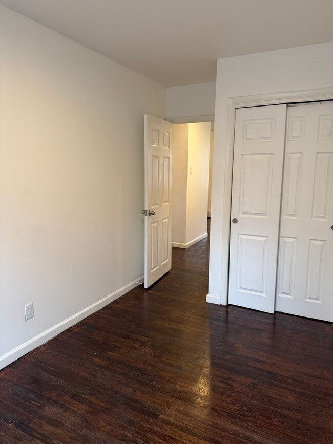 Building Photo - 720 Pine St