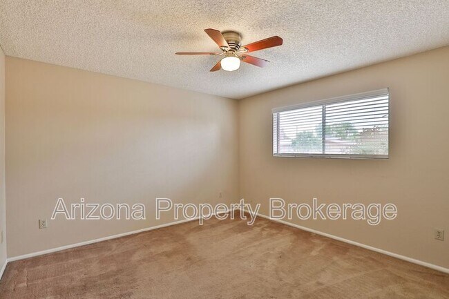 Building Photo - 1248 N Gaylord Cir