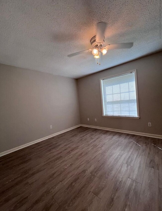 Building Photo - 3373 Argonaut Dr