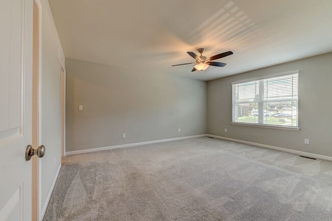 Building Photo - Beautifully Custom Crafted 2-Story Home 3 ...