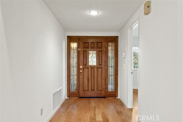 Building Photo - 2095 Silver Oak Way