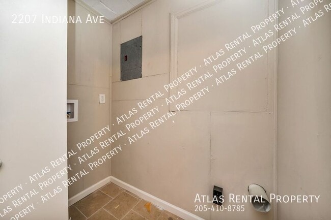 Building Photo - 2207 Indiana Ave