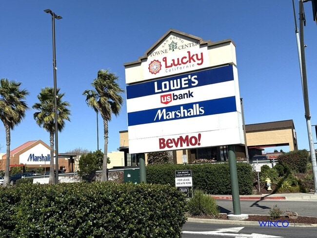 Building Photo - 372 Avalon Dr