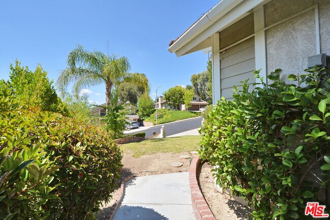 Building Photo - 23935 Ingomar St