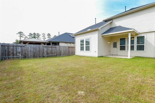 Building Photo - 40634 Guillemont Ln