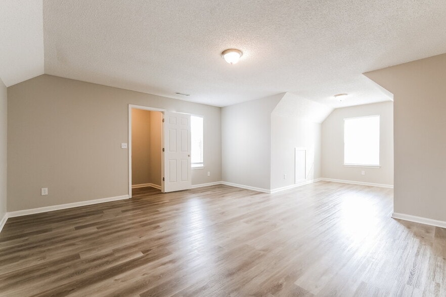 Building Photo - 4853 Triger Ln