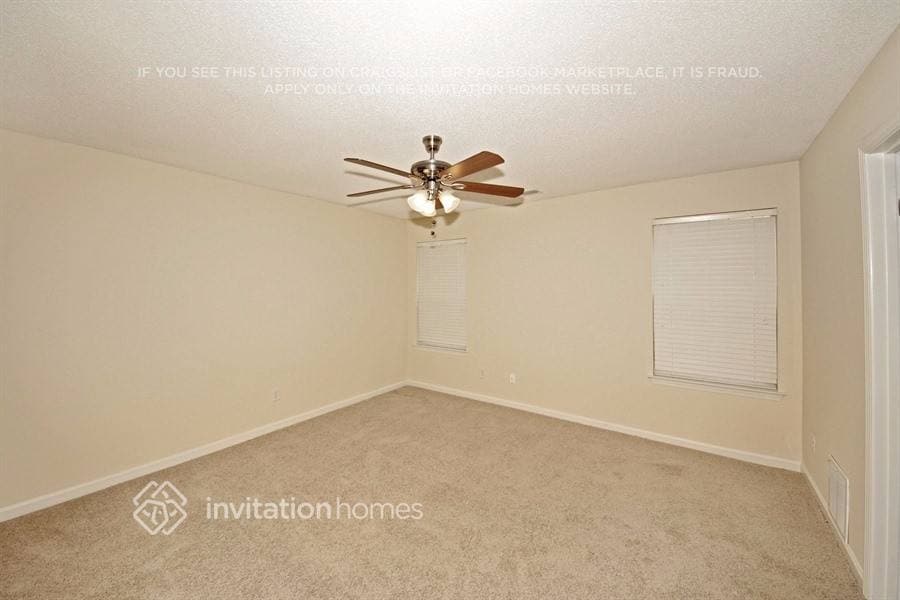 Building Photo - 104 Hidden Creek Dr