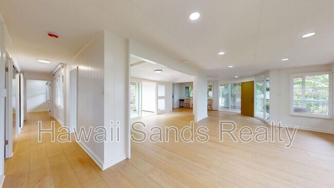 Building Photo - 3271 Paty Dr