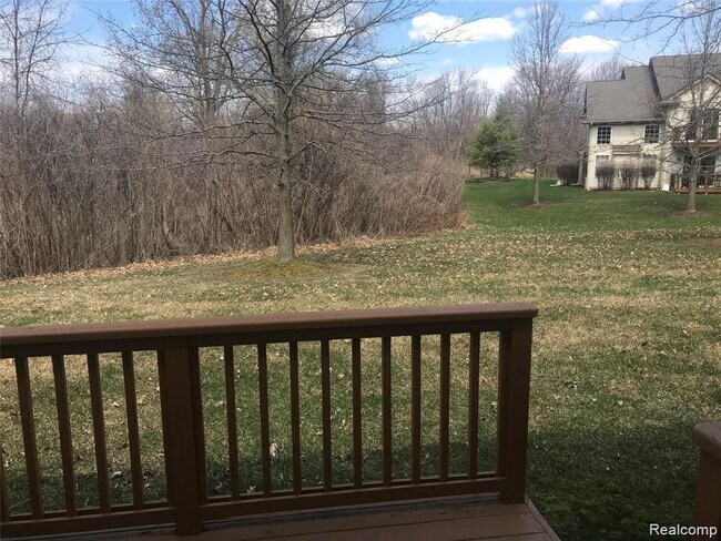 Building Photo - 149 S Vista