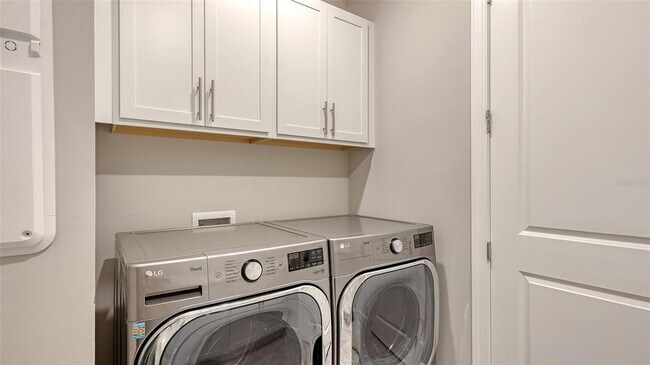 Building Photo - 7675 Summerland Cove