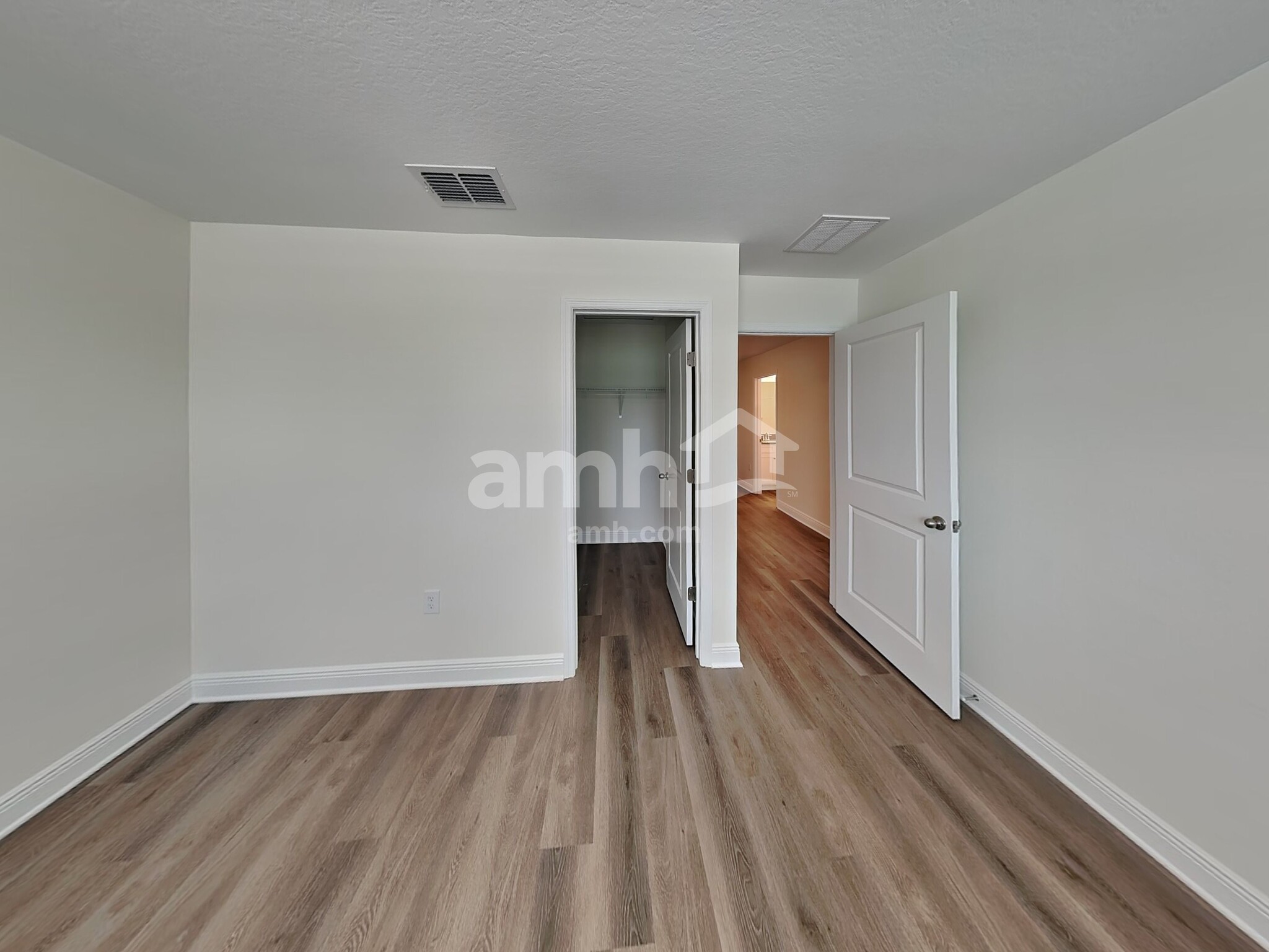 Building Photo - 1004 Heavenly Dr