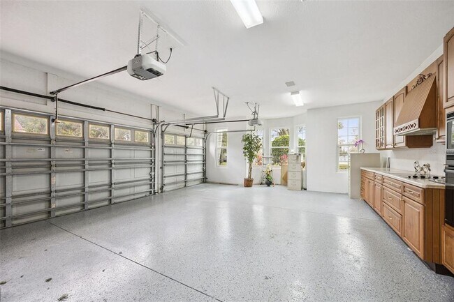 Building Photo - 8742 Southern Breeze Dr