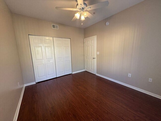 Building Photo - 5618 Pinnacle Heights Cir