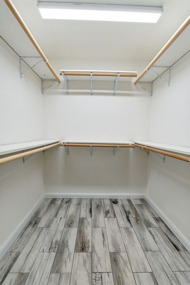 Building Photo - 376 County Rd 1125 B