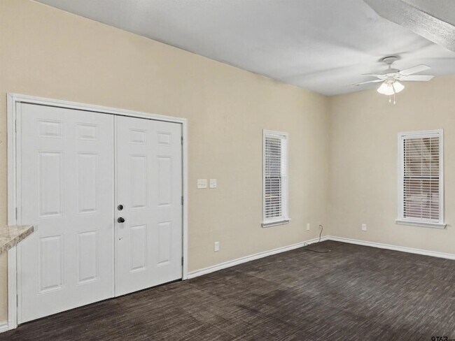 Building Photo - 12220 County Rd 1139