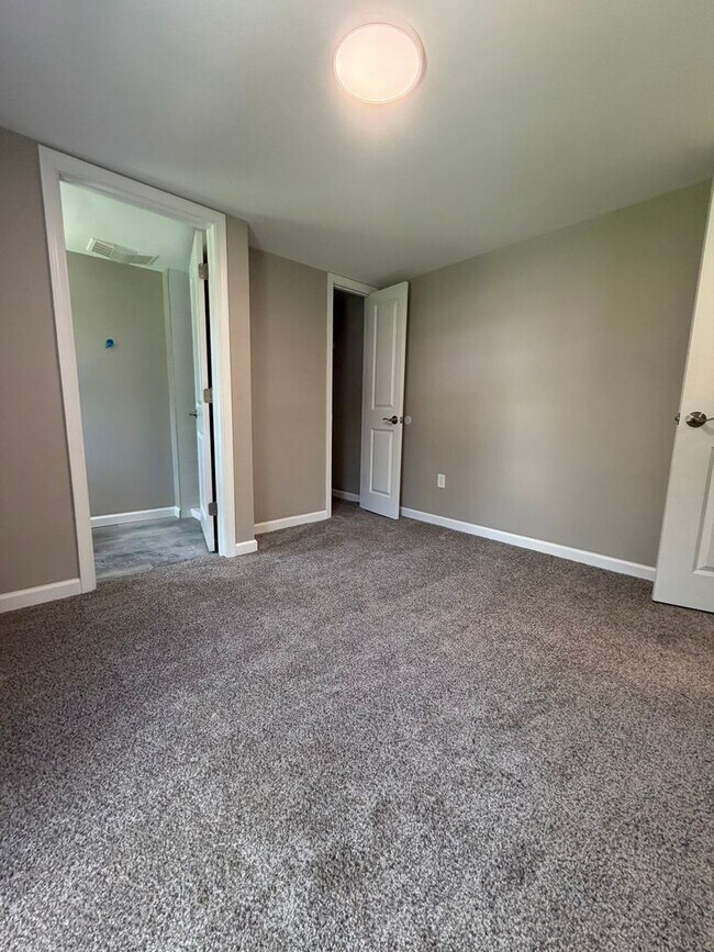 Building Photo - 3777-3783 Huckleberry Road