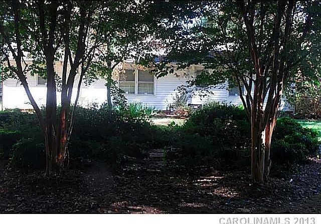 Building Photo - 4824 Farm Pond Ln