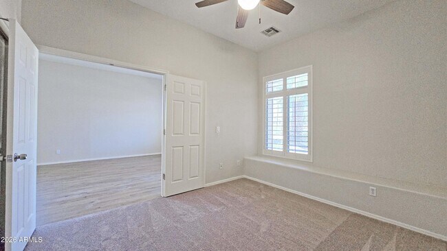 Building Photo - 13588 W Alvarado Dr