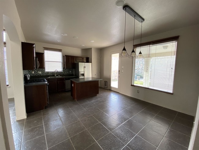 Building Photo - 12564 Western Gull Dr