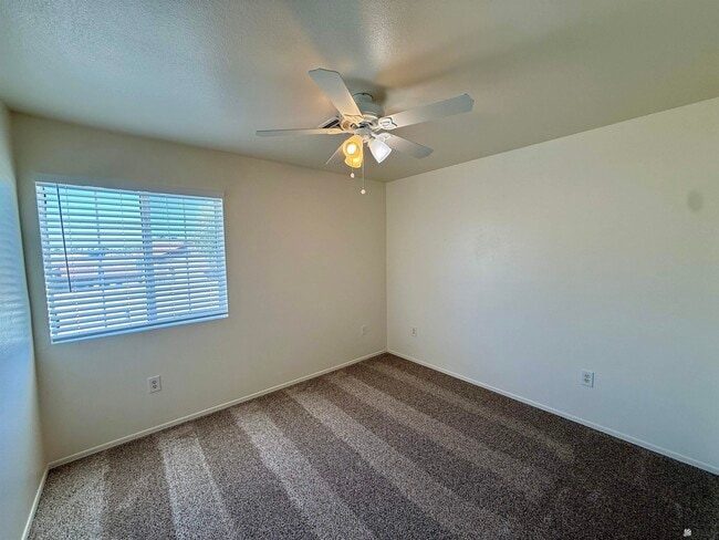 Building Photo - 10707 Calle Raquel