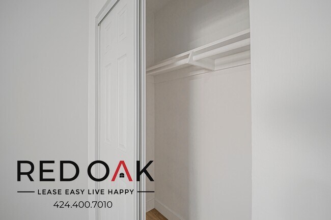 Building Photo - 812 Westbourne Dr