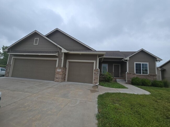 Primary Photo - Spacious 5 Bedroom • 3 Bathroom Home in US...