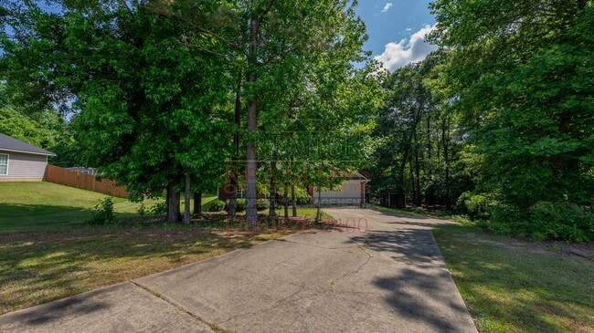 Building Photo - 48 Redwood Dr