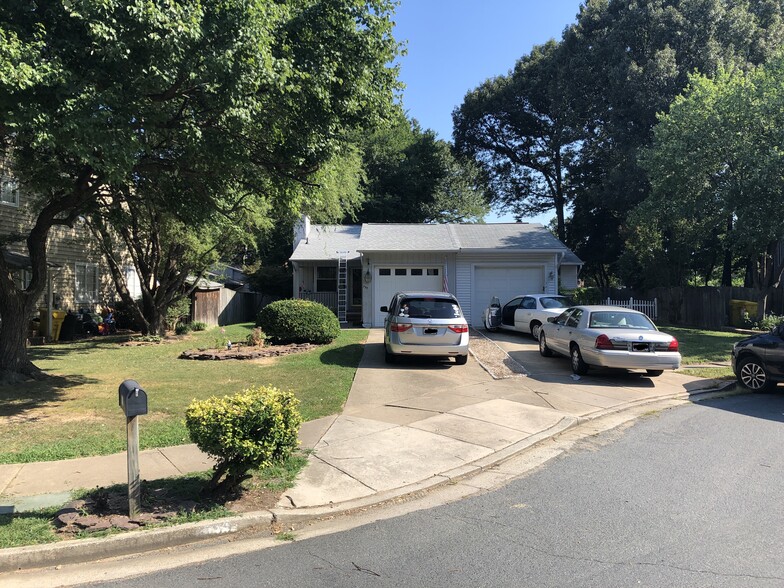 Building Photo - 759 Trenton Ave