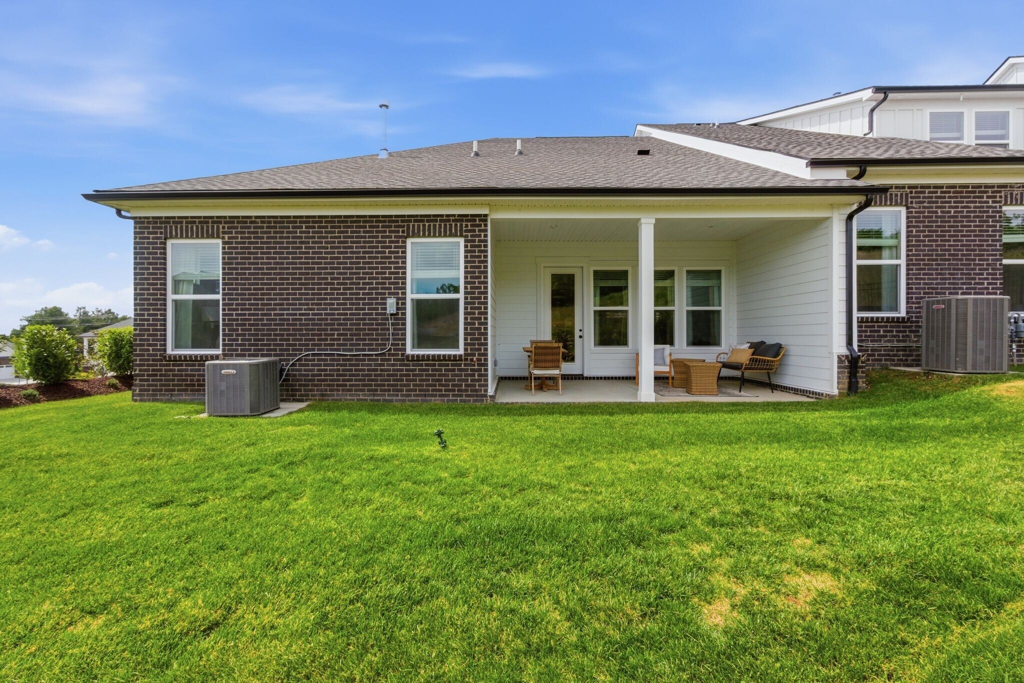 Building Photo - 308 Buckwood Ave