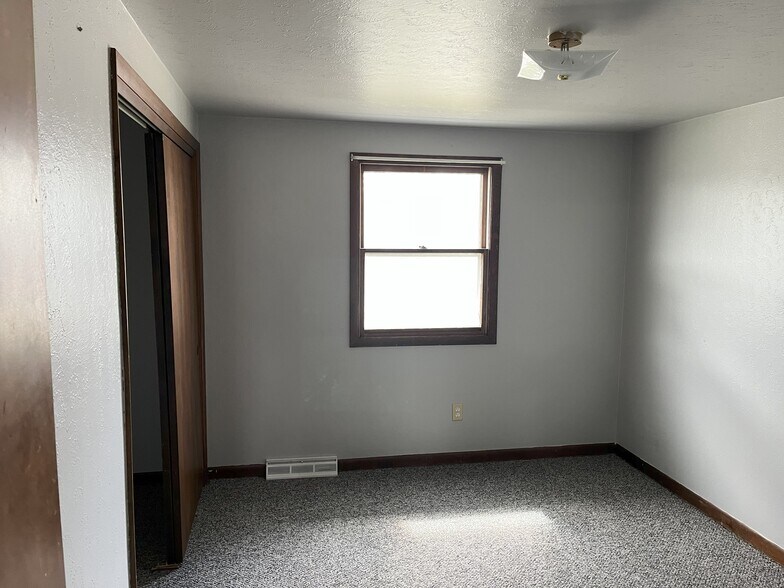Building Photo - 3632 Glenbrooke Ln