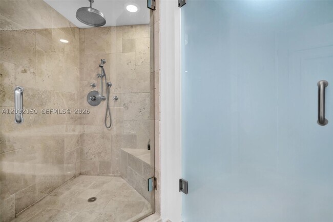 Building Photo - 333 Las Olas Way