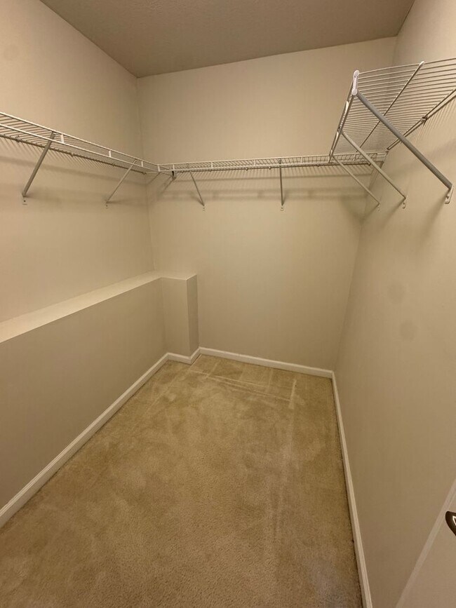 Building Photo - Beautiful 3 Bedroom 3.5 Bath in Sewickley, PA!