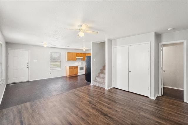 Building Photo - 404 Kings Way Dr