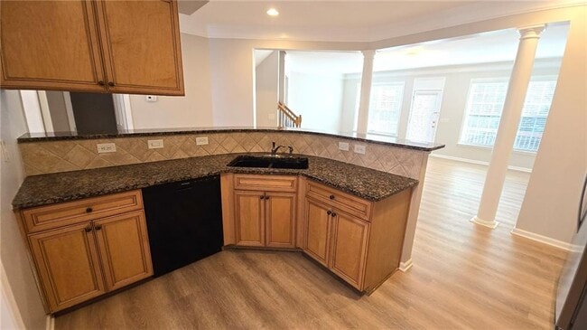 Building Photo - 6099 Prestwood Dr