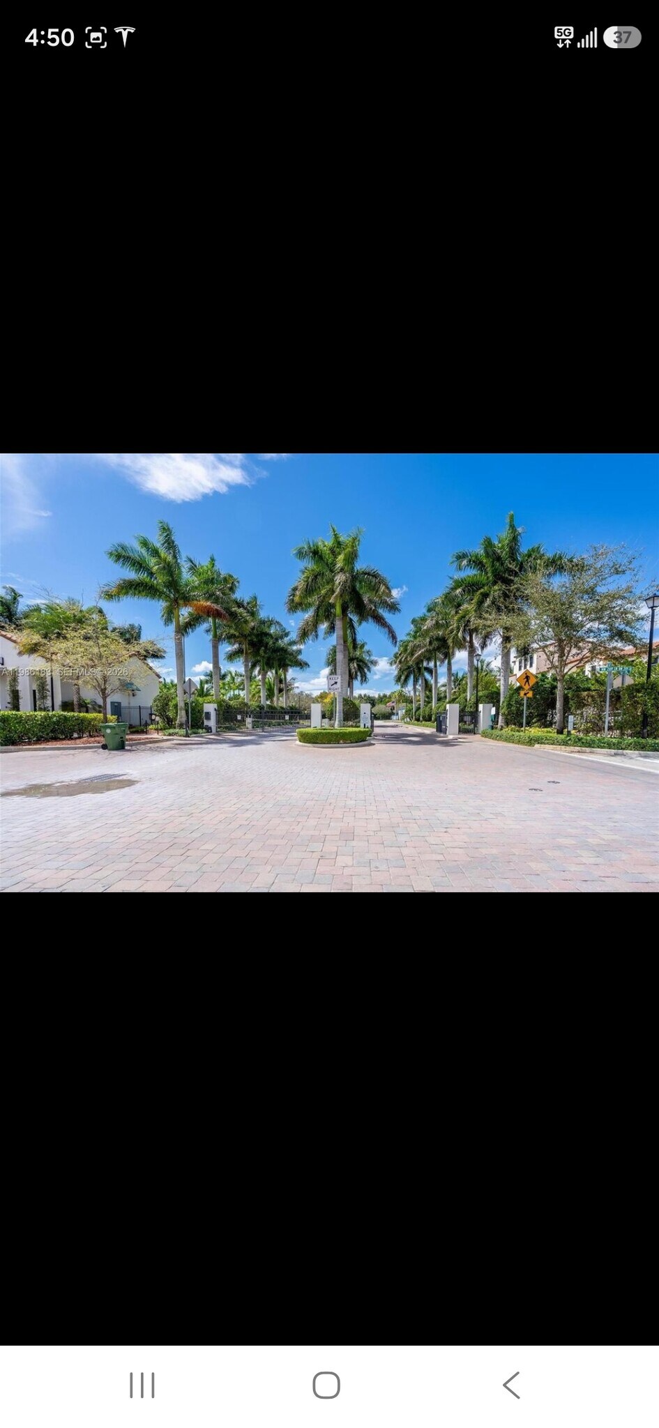 Building Photo - 20914 NW 1st Dr