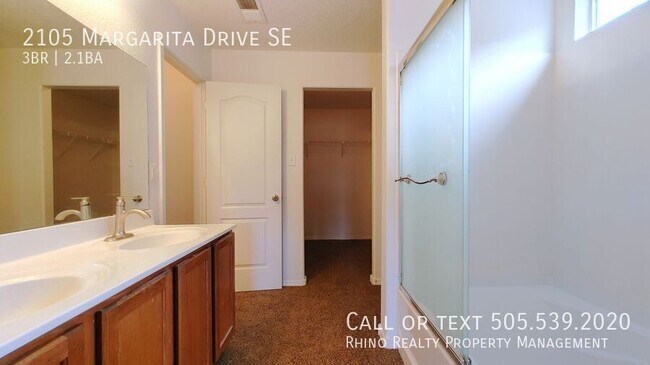 Building Photo - 2105 Margarita Dr SE