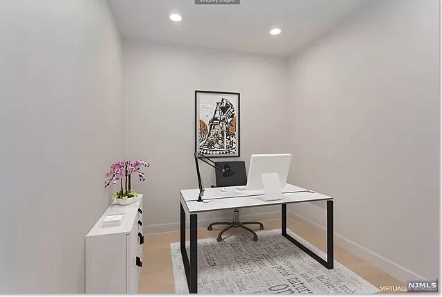 Building Photo - 111 Mulberry St