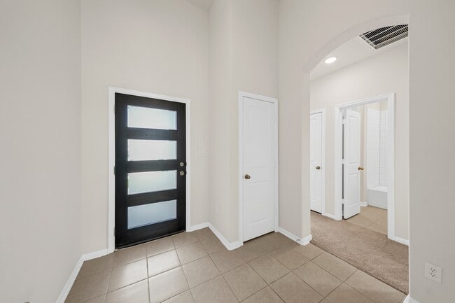 Building Photo - 13105 Oleander Bay Ln