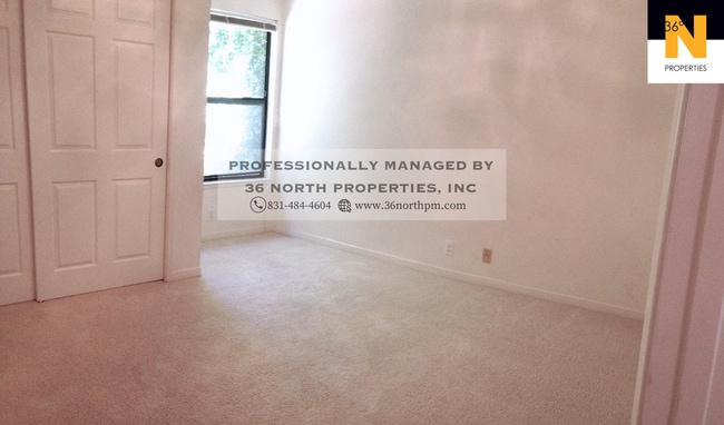 Building Photo - Welcoming Condo in Gated Community