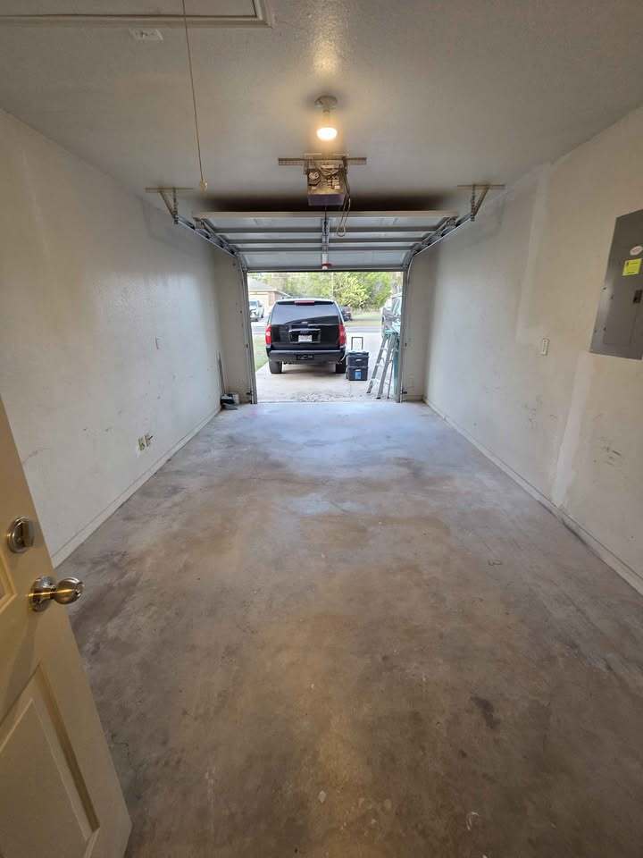Private Garage - 1424 Shoshoni Trl