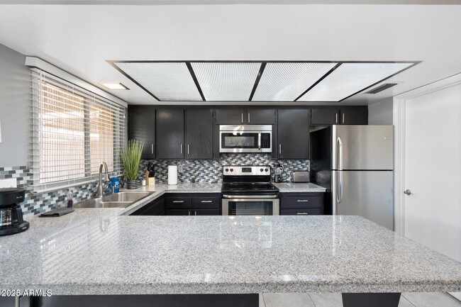 Building Photo - 6921 E Osborn Rd