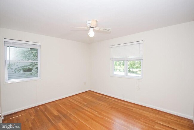Building Photo - 8401 Beech Tree Rd