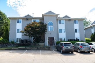 Building Photo - $1,125 | 2 Bedroom, 1 Bathroom Condo | Pet Friendly* | Available for August 1st, 2026 Move In!