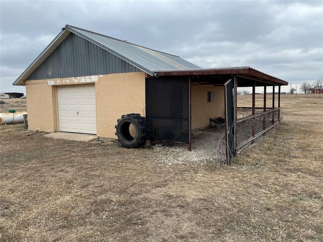 Building Photo - 10106 Schmidt Ln